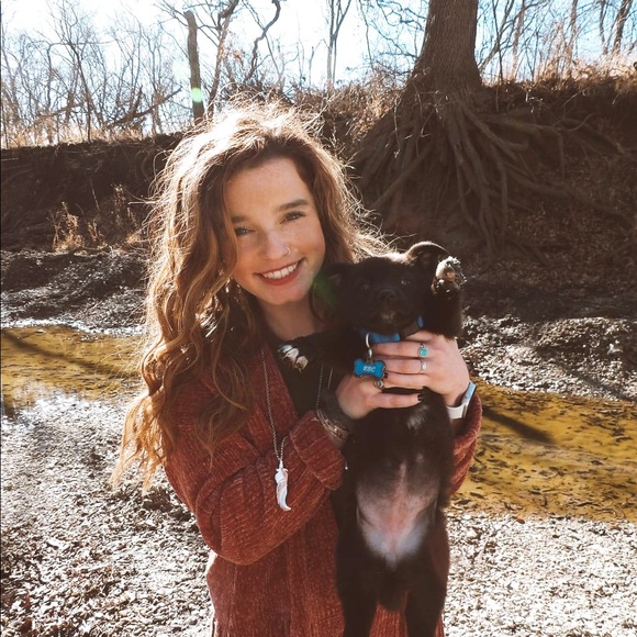 Meet your Posher, Raelyn - Picture 1 of 1